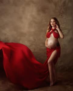 Künstlerisches Babybauchshooting im Saarland mit einzigartigen Schwangerschaftsportraits